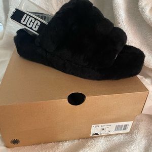 BRAND NEW UGG Women’s, size 9 W Fluff Yeah Slide BLACK